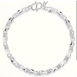 Elegant Sterling Silver 925 Floral bracelet